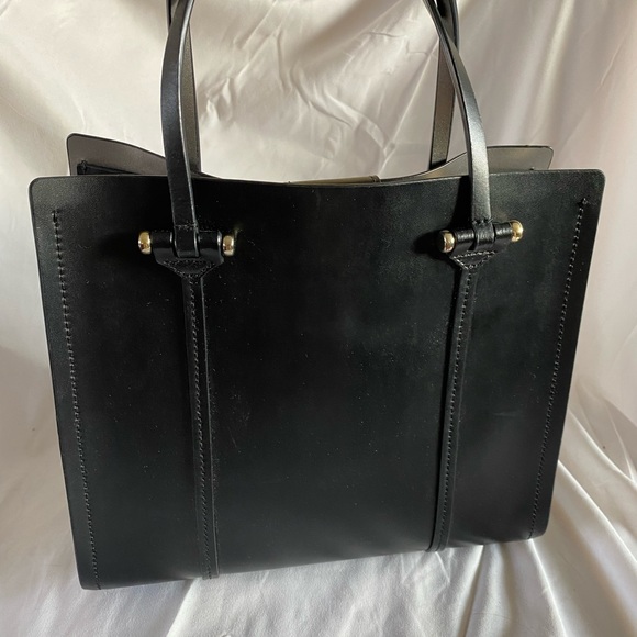 Black Kate Spade Handbag with Silver Interior - Picture 2 of 4